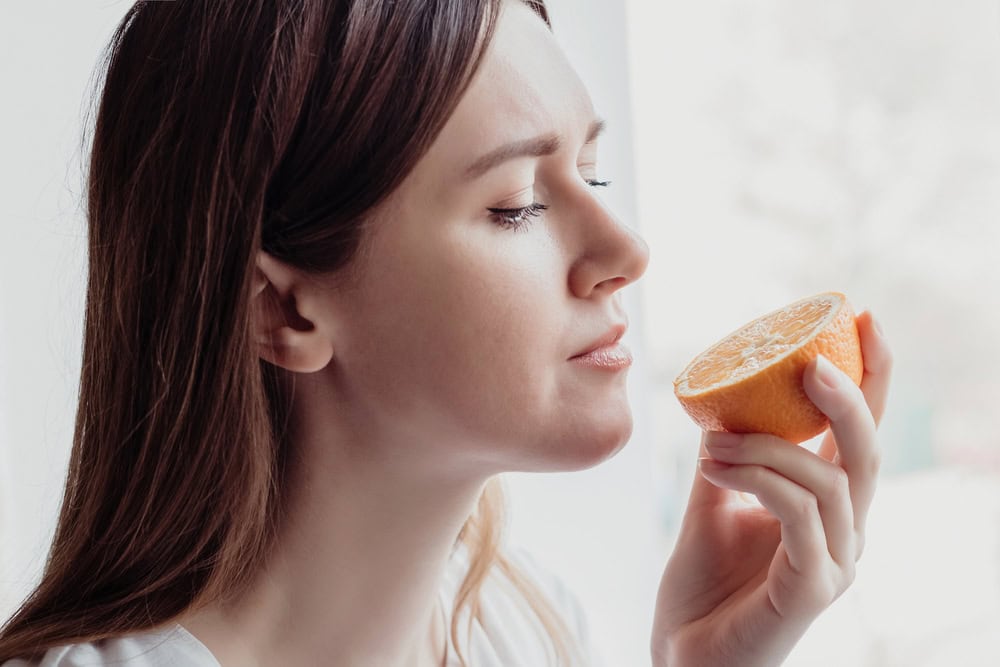 Wie bekomme ich meinen Geruchssinn nach Corona wieder? Wie bekomme ich meinen Geruchssinn nach Corona wieder?